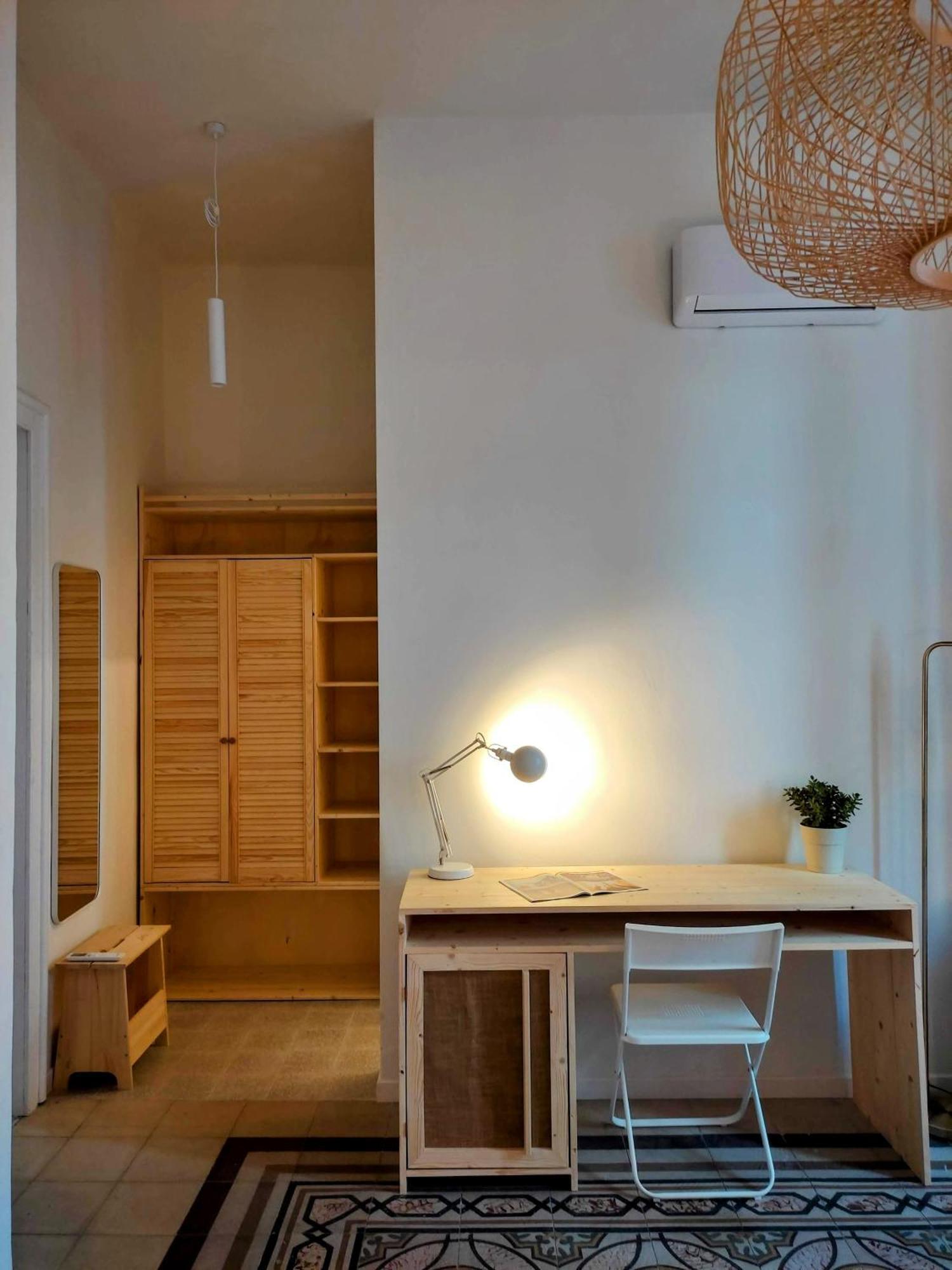 Pensión Lostabile & Coworking *